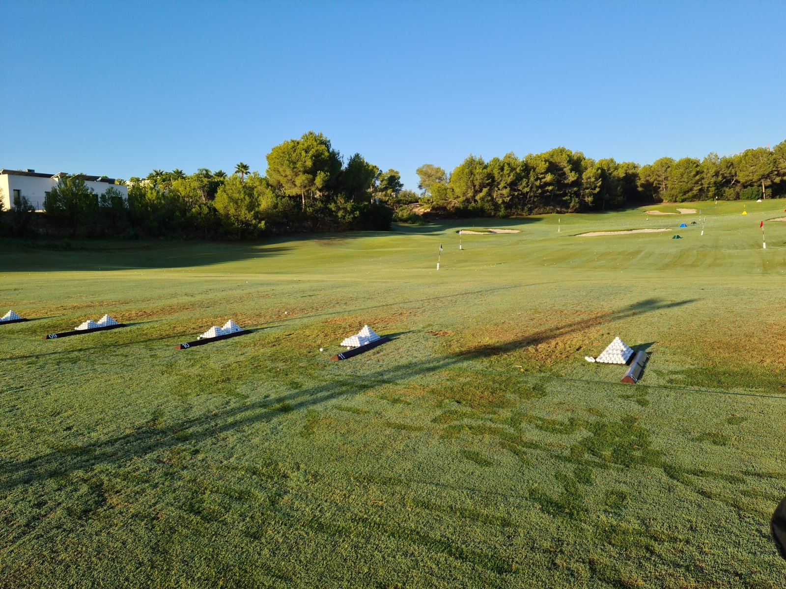 Æfingasvæði Las Colinas golfvallarins í Alicante á Spáni